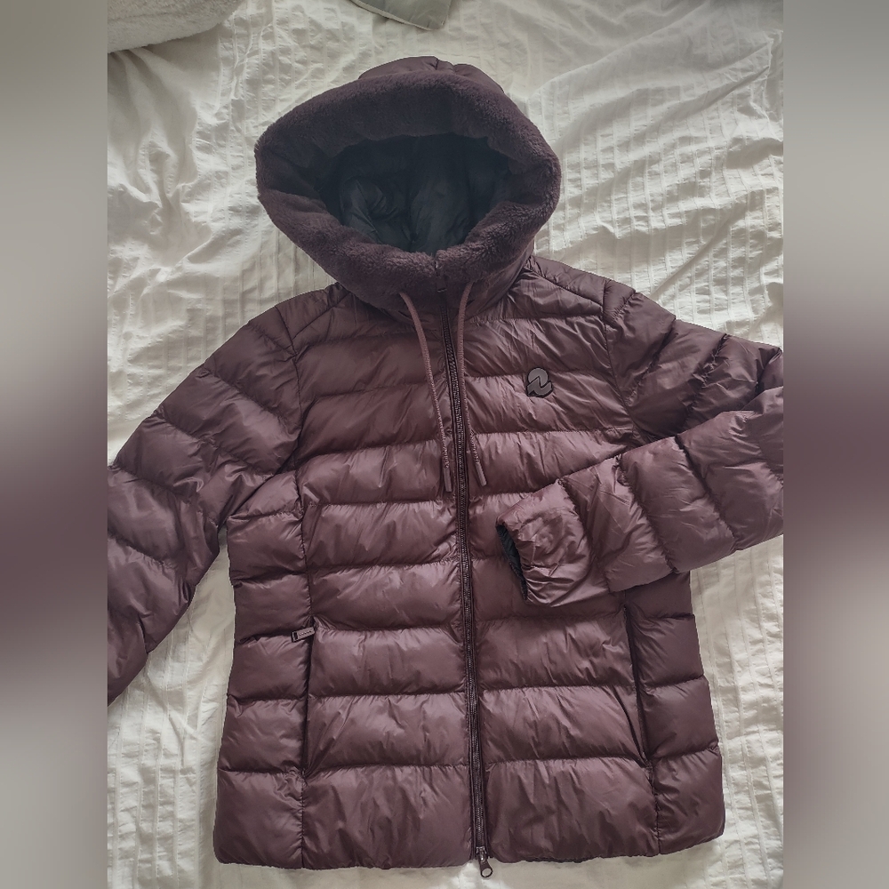 Women's Purple Puffer Jacket With Faux Fur Hood | Invicta